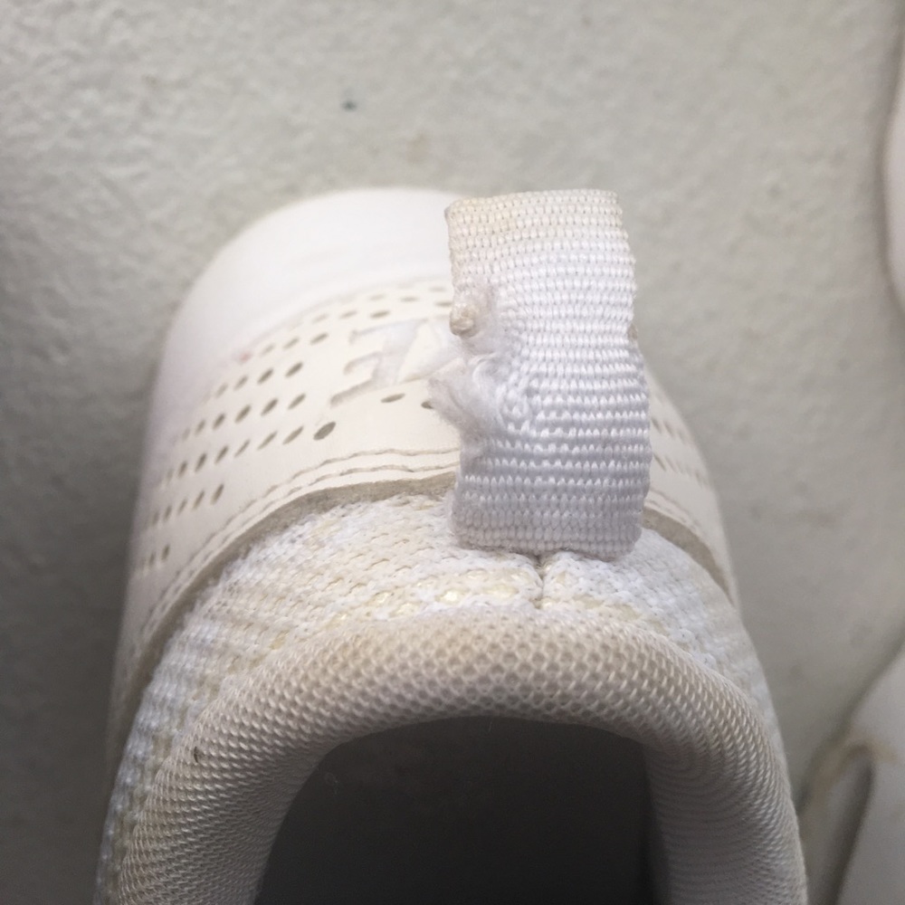 Nike - Picture 3 of 3